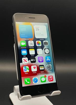 Продам iphone 7 32 gb (black / чорний)