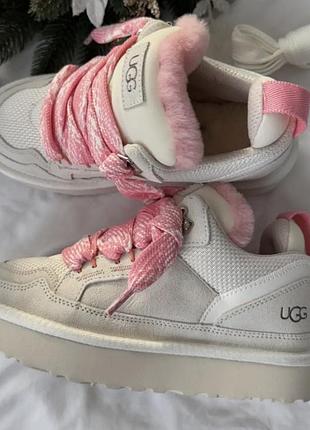 Жіночі кросівки ugg із натуральної замші та овчини