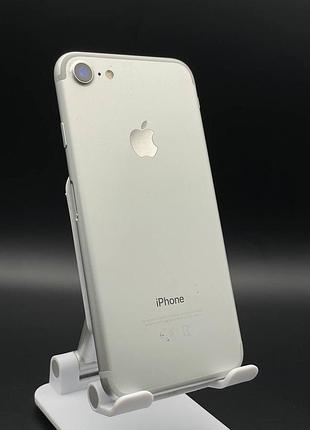 Продам iphone 7 32 gb (silver / сріблястий) 2