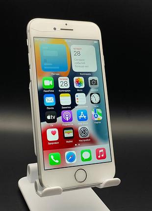 Продам iphone 7 32 gb (silver / сріблястий)