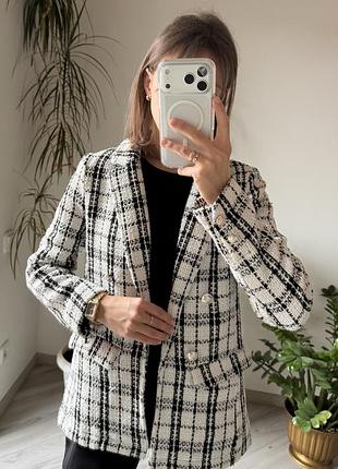 Жіночий піджак zara в клітинку