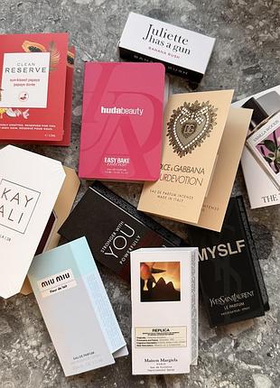 Sephora sample bag — набір із 10 пробників парфумів люксових брендів