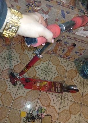 Супер легкий зручний самокат дешево