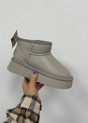 Стильные женские угги