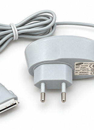 Оригінальна зарядка samsung tad137ese 5v 700ma для sgh-r220 r200 r210 c100 a300 a400 e100 n500 s300 v200, блок живлення кнопкових телефонів