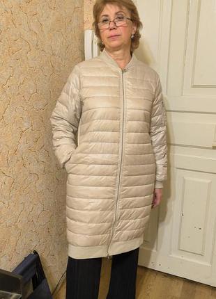 Жіночий подовжений пуховик zara бежевий l