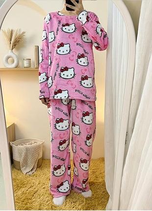 Піжама хелоу кітті плюшева тепла на дівчинку hello kitty рожева