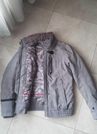 Quechua (decathlon-франция ) курточка,серая,р-р 42-44 (xs-s)