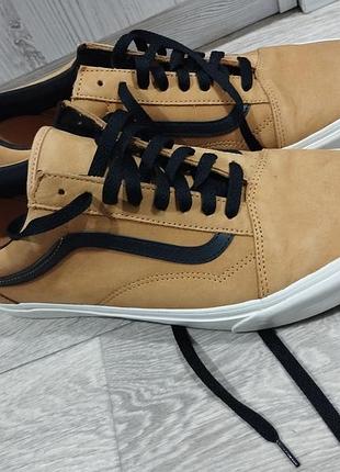 Мокасини кеди vans (29,5 см; 44,5- 46 размер) оригинал кожа натуральная.