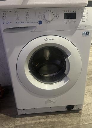 Пральна машина indesit push & wash