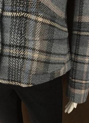 Жіночий жакет max mara weekend 8