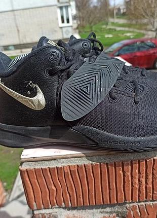 Кроссовки nike kyrie flytrap 3 (размер 43 / 27.5 см), оригинал 2