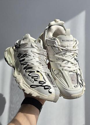 Хітові жіночі кросівки balenciaga track sand beige з унікальним дизайном і оригінальною коробкою преміум якісні 40
