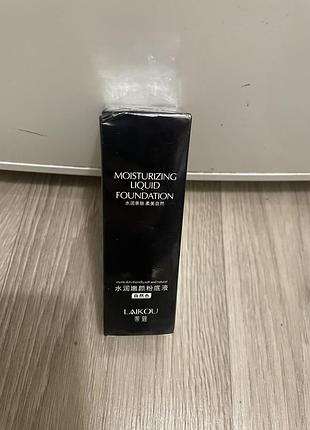 Зволожувальний рідкий тональний крем laikou moisturizing liquid foundation