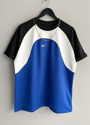 Стильная необычная оверсайз футболка с вышивкой найк nike качественная турецкого производства