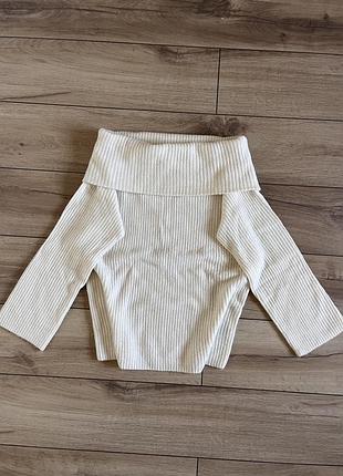 Жіночий светр h&m молочного кольору