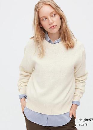 Молочний светр uniqlo 100% wool