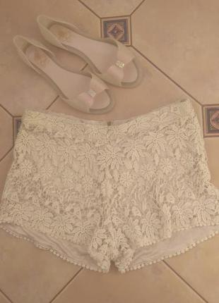 Кружевные шорты