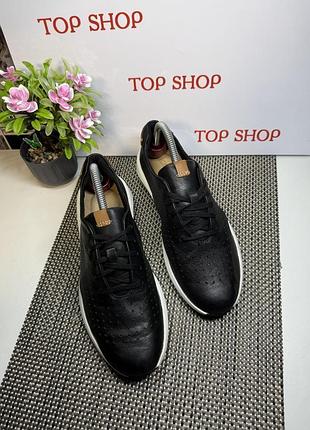 Оригінальні шкіряні кросівки clarks 9