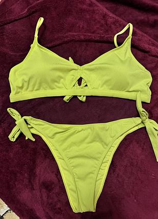 Купальник жіночий салатовий роздільний розмір 95c