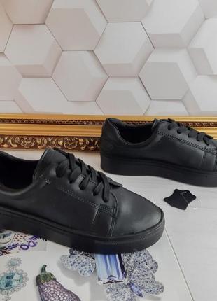 Кеди з натуральної шкіри