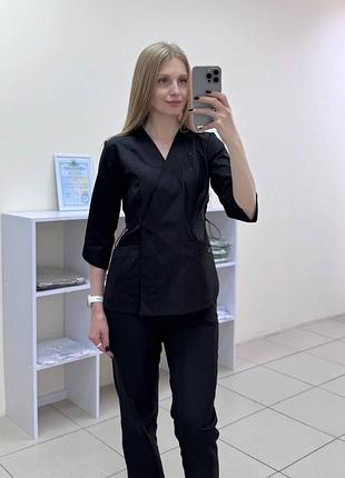 Медичний костюм жіночий чорний
