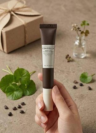 Увлажняющий крем под глаза 

антивозрастной крем для век skin1004 probio-cica bak (20 мл)&nbsp;   действие: разглаживает морщины, повышает упругость к