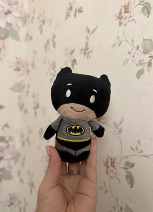 М'яка іграшка hallmark itty bittys batman 10-11 см