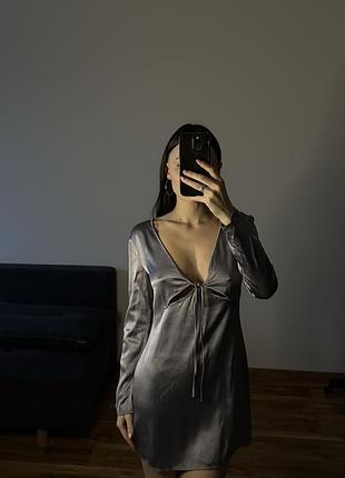 Коротка жіноча сукня zara сріблясто-сіра розмір m