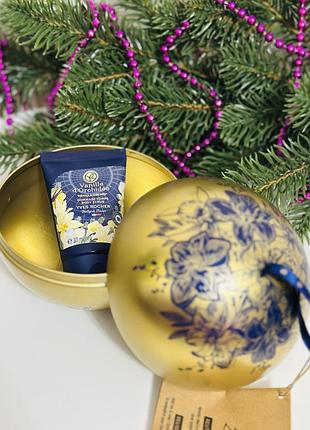 Набір 🎄 в жестяній кулі