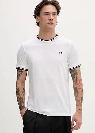 Оригінальна крута футболка fred perry з нових колекцій