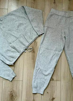 Спортивний костюм жіночий сірий в'язаний