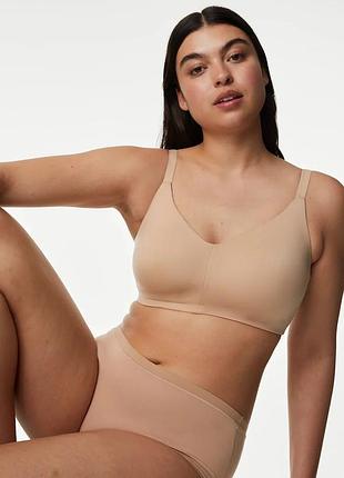 Якісний бюстгальтер безшовний marks&spencer 75h