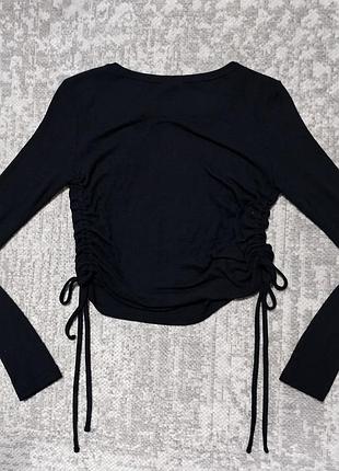 Женский укороченный лонгслив urban outfitter