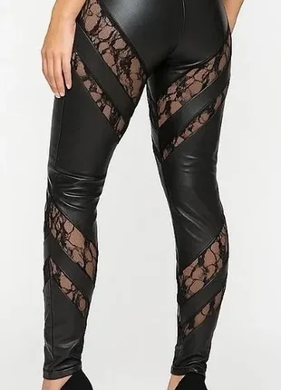 Леггинсы бренда prettylittlething с вставками из кружева s