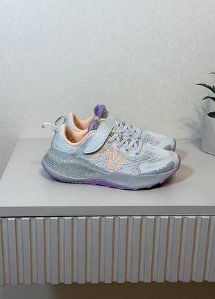 Кросівки new balance. стан чудовий  •розмір 32(20 см)