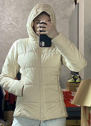 Куртка жіноча демісезона adidas