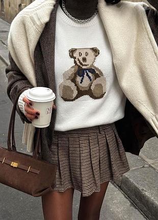 Жіночий вʼязаний молочний светр джемпер у стилі ralph lauren з ведмедиком m-l молочний