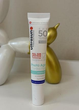 Антивіковий сонцезахисний флюїд для обличчя з spf50  ultrasun photo age control fluid spf50