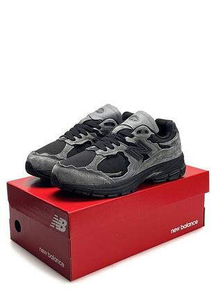 Чоловічі кросівки new balance 2002r ml dark grey black