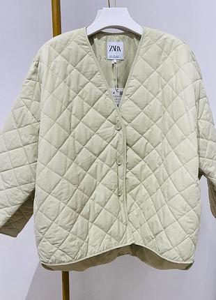 Легкий бомбер на zara