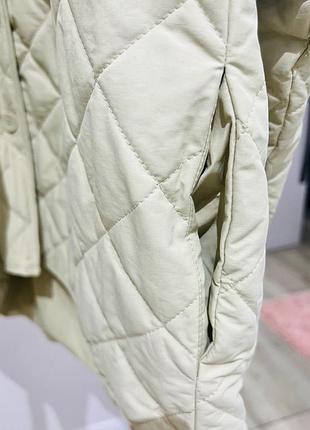 Легкий бомбер на zara 2