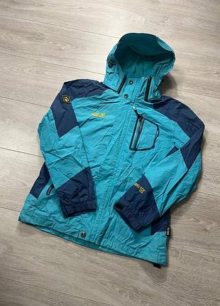 Женская ветровка jack wolfskin