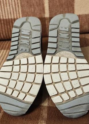 Кроссовки nike 4