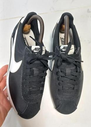 Женские кроссовки nike cortez