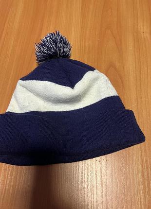 Шапка staff