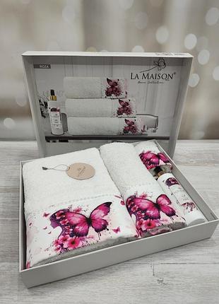 Подарочный набор la maison home махровые полотенца 3 штуки и парфюм для дома 200 мл