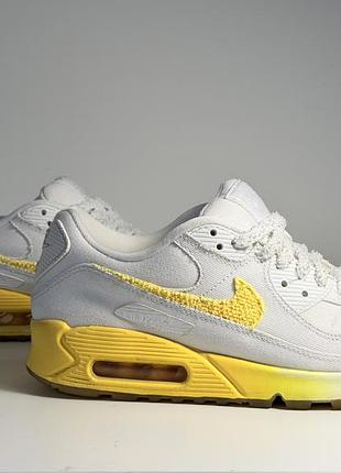Кросівки жіночі nike air max 90 se white з жовтими принтами та підошвою