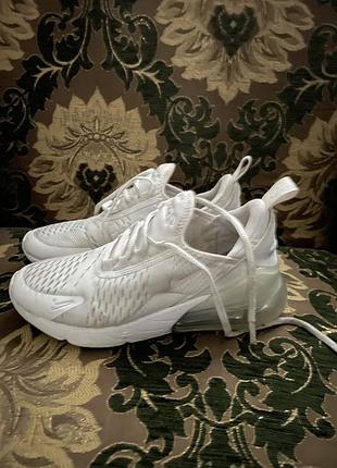 Кросівки nike air max 270 з німеччини