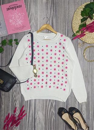 Білий бавовняний светр вафельної в'язки з вишитими квітами inspire collection #5002